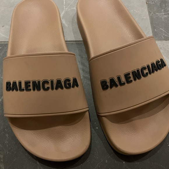 Balenciaga Logo Sport Slides (Beige/Black, US7) - fits like a 6 - Picture 4 of 7